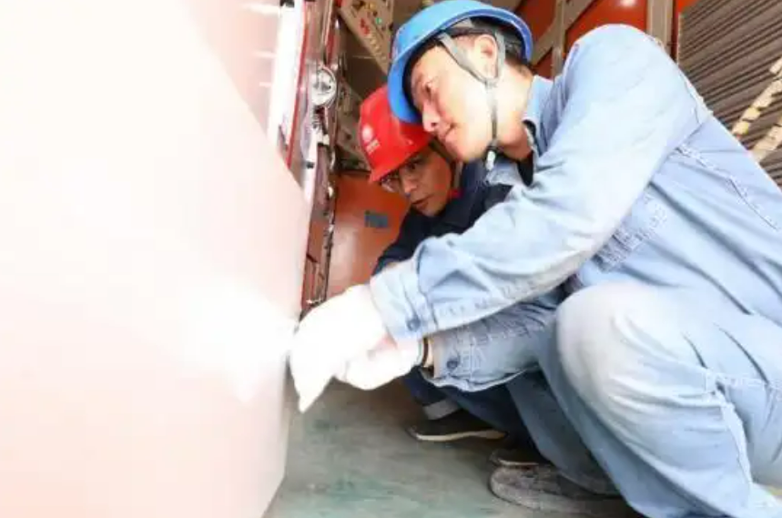 攻堅老舊設備改造 提升電網(wǎng)供電可靠性